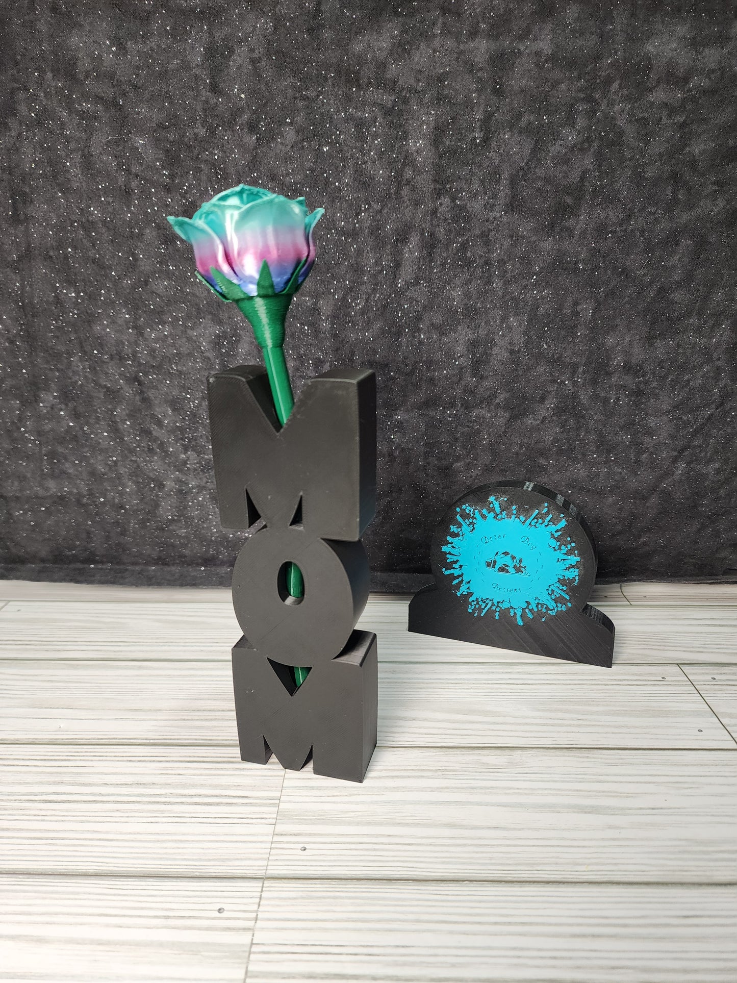 MOM Decor with Rose