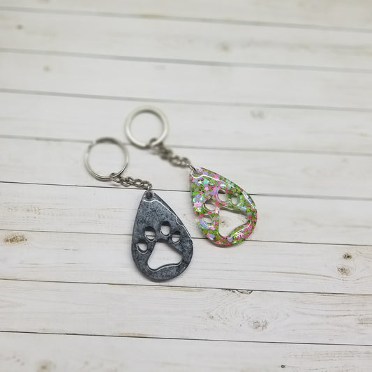 Custom Teardrop Paw Print Keychain - Dog - Cat - Pet - Dog Mom - Cat Mom - Fur Mama